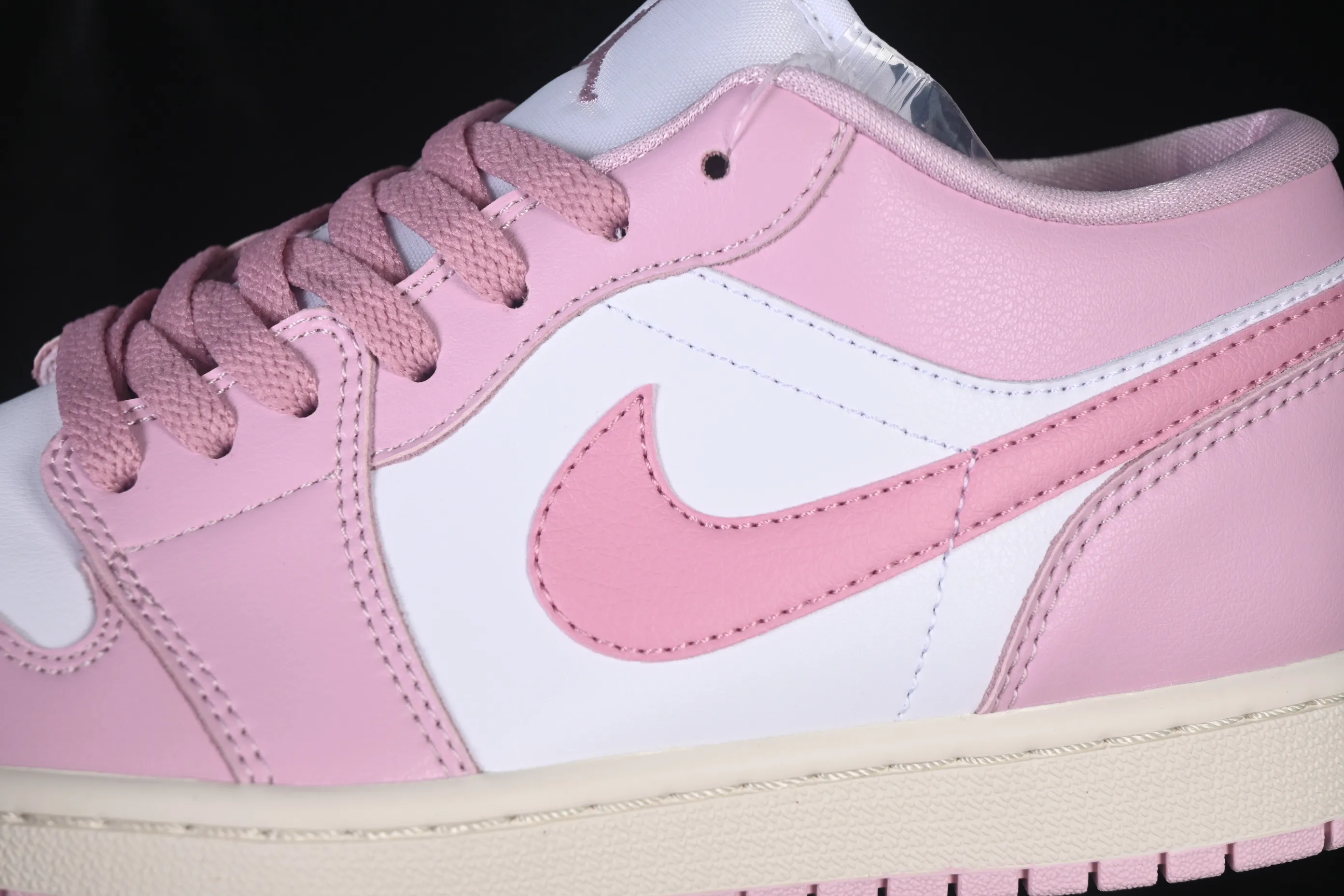 All categories Air Jordan Jordan series basketball shoes Air Jordan 1 Low Air Jordan 1 Low AJ1 Joe 1 white and pink low-top retro culture basketball shoes DC0774-607